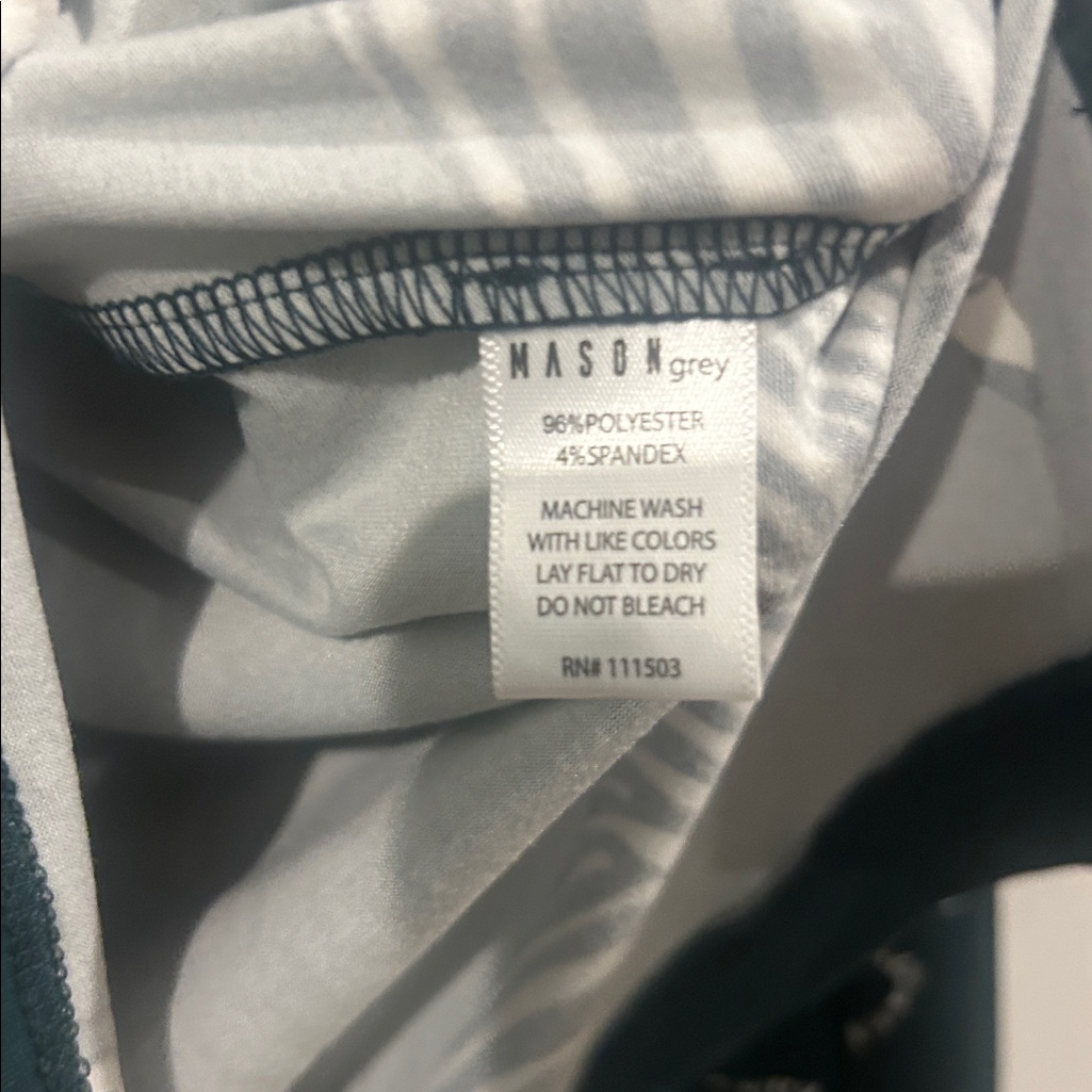 Masongrey New Zebra Print Novelty Sleep Lounge Shirt Size Large Luxe Chic Cozy — image 5 of 7